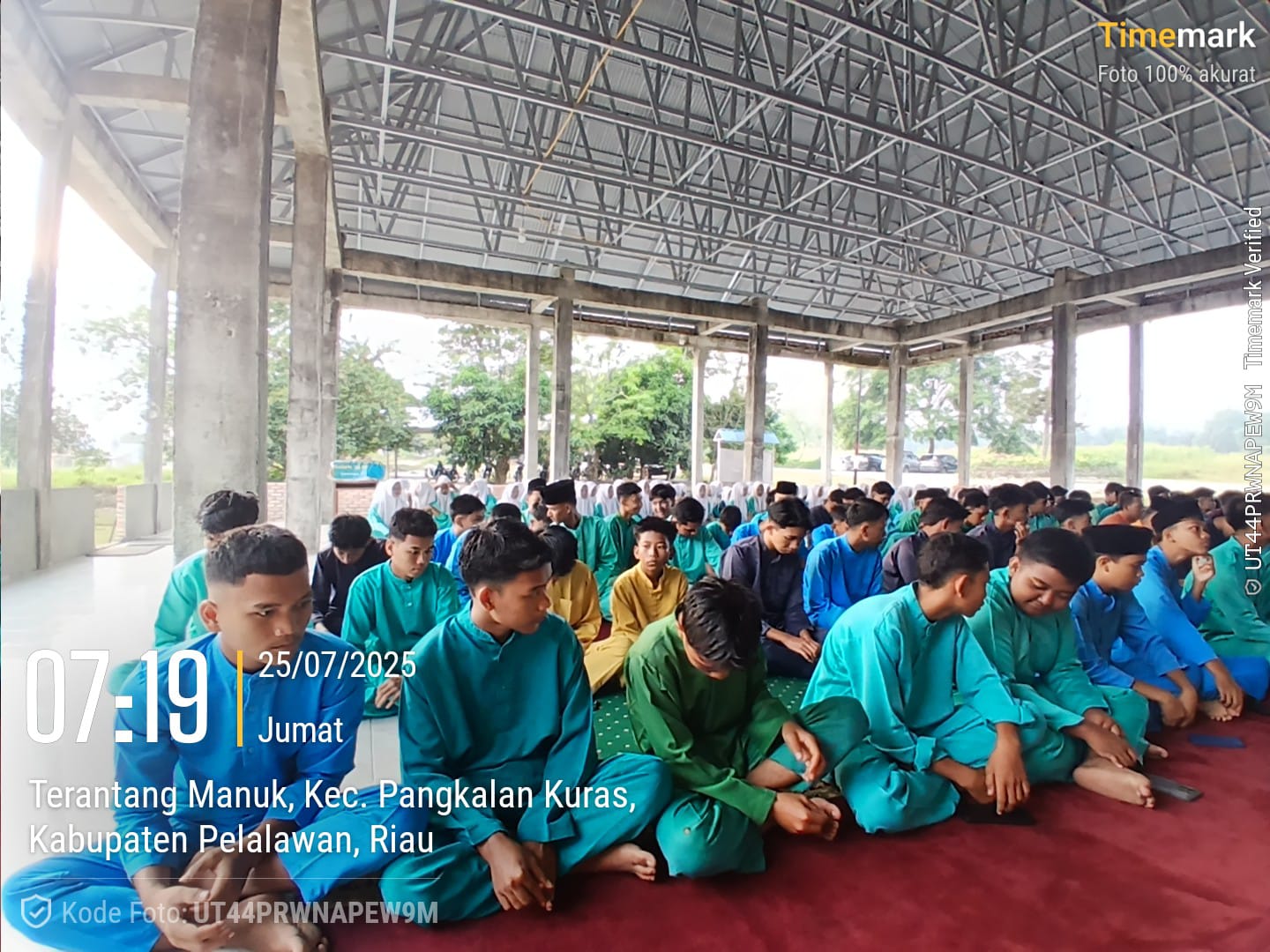 Kegiatan Rohis Rutin Jumat